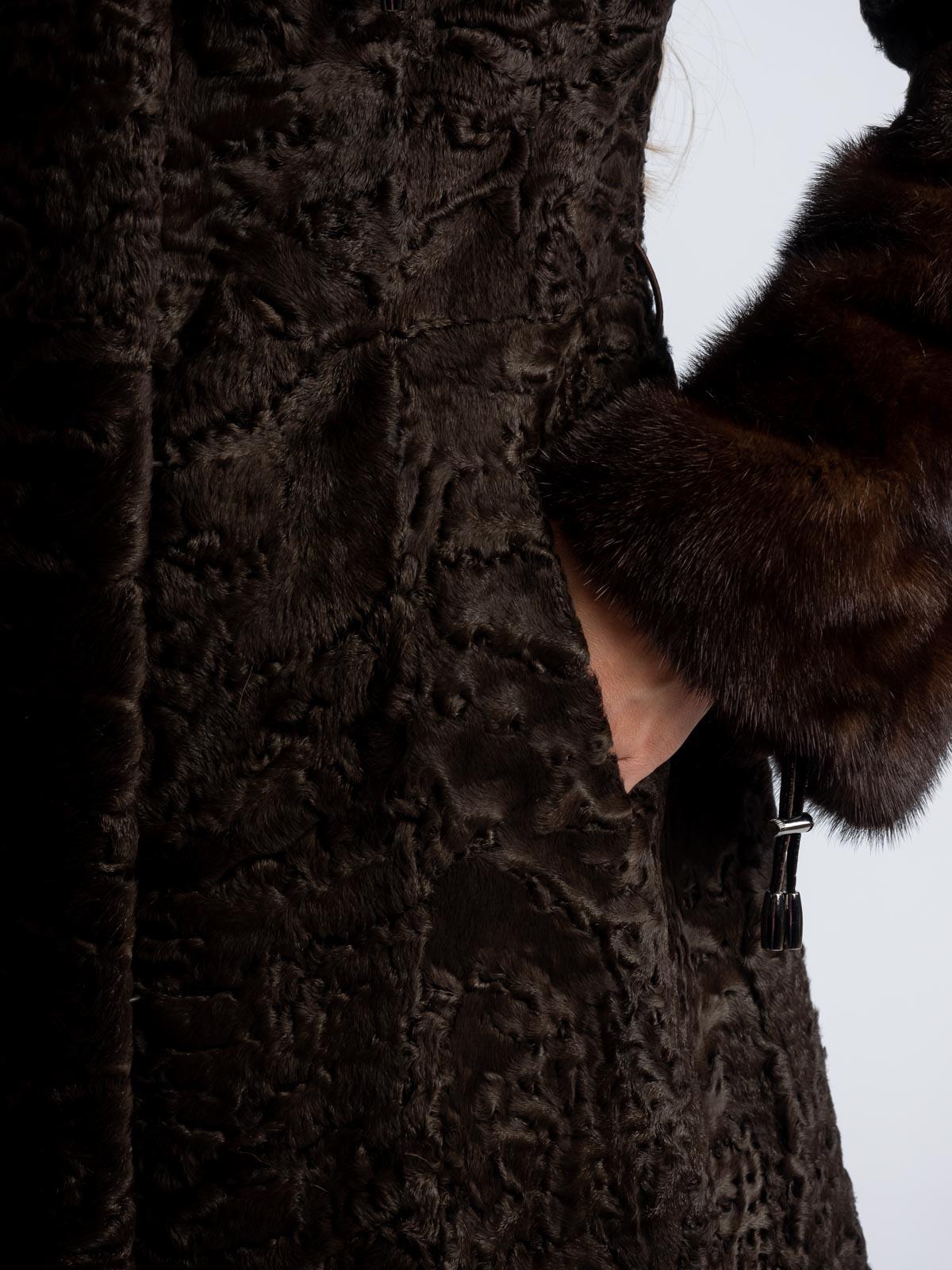 Шуба женская из меха каракуля Белка 9166А