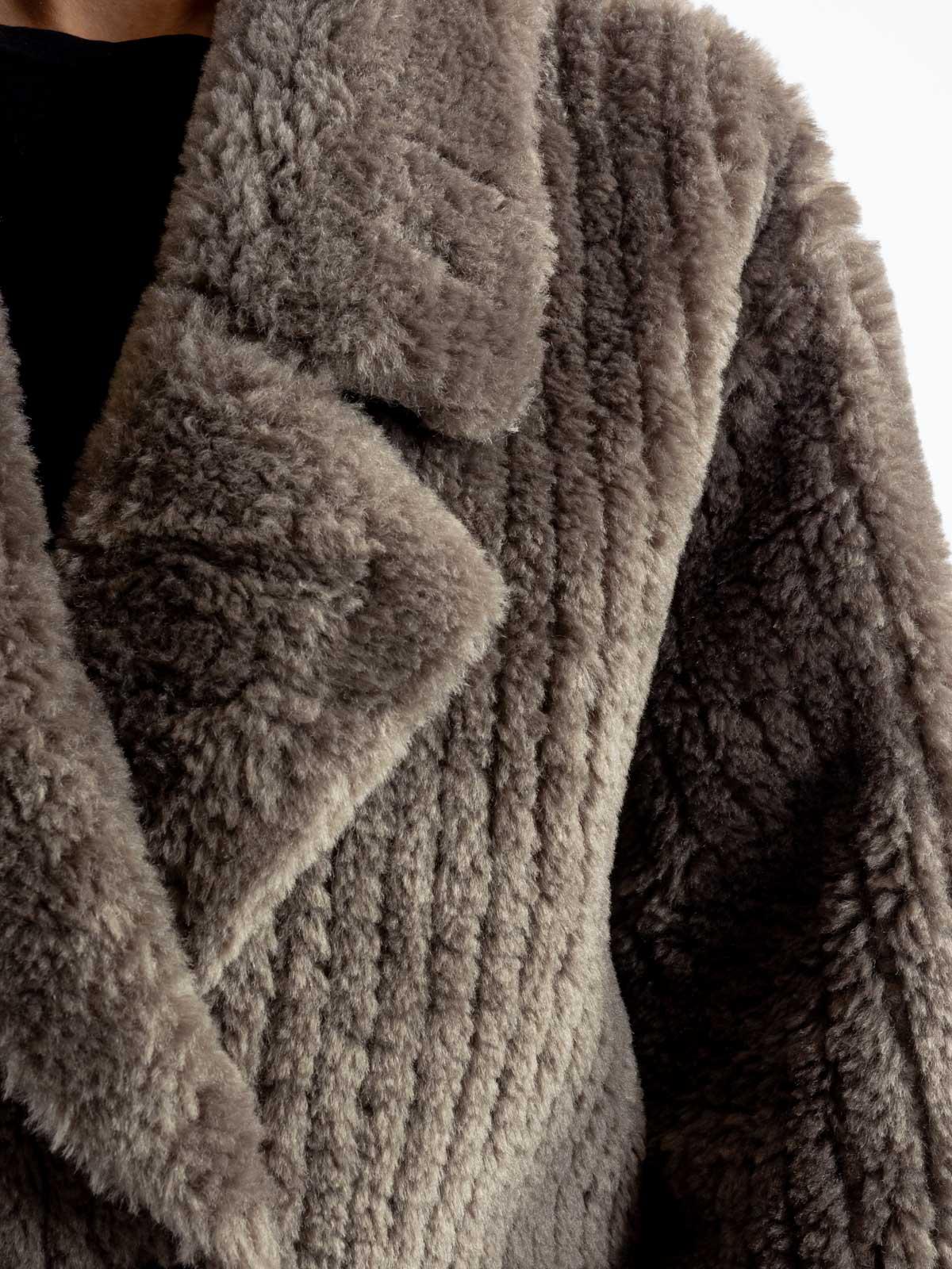 Шуба женская из эко-меха 880209