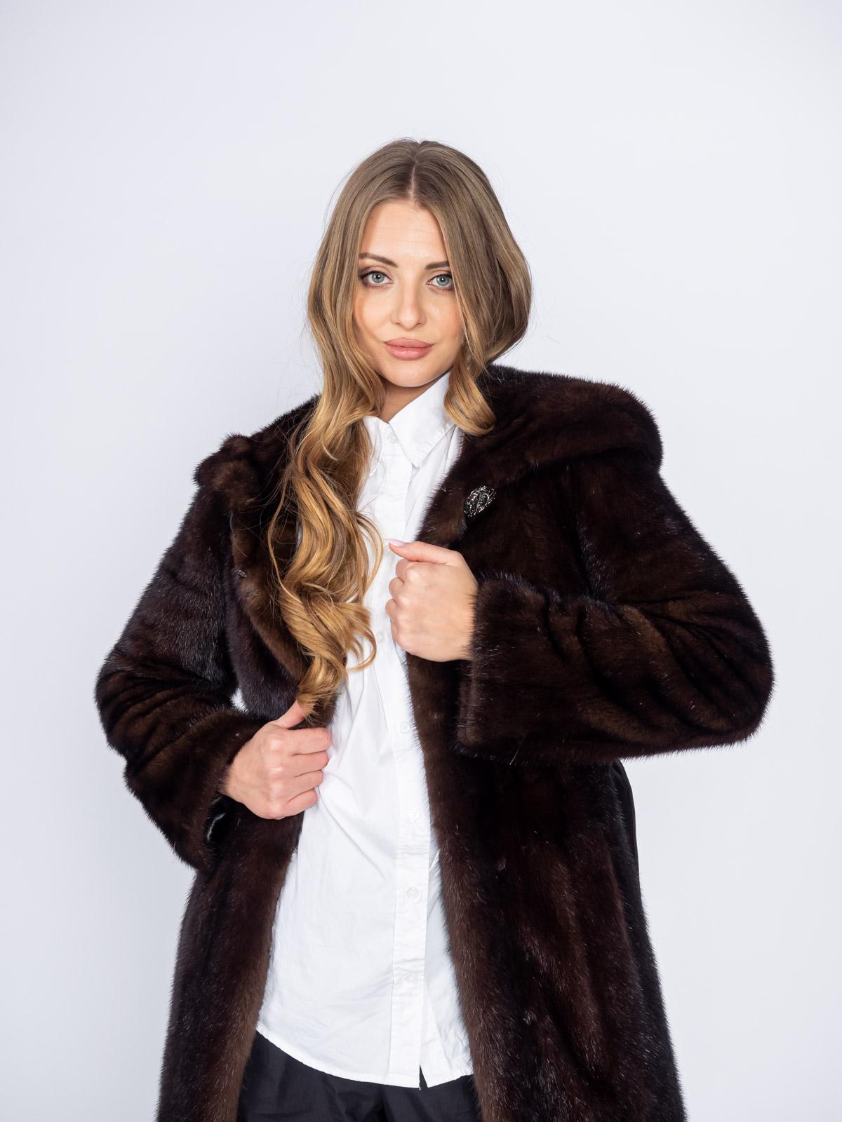 Шуба женская из меха норки Отрада 74-64