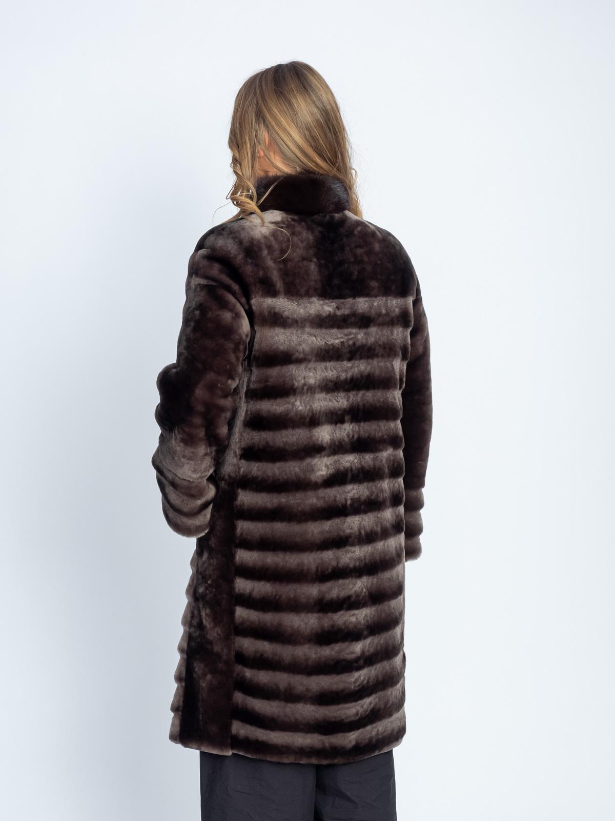 Шуба из меха овчины Арина FURS М-230