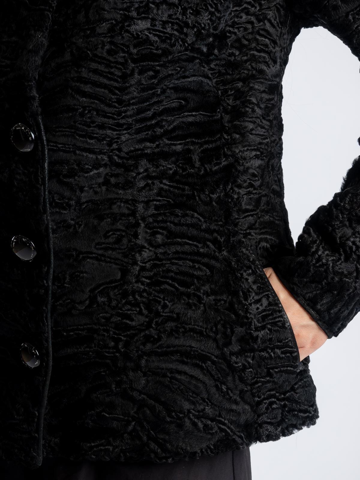 Шуба женская из меха каракуля Меха Пятигорска Б-81