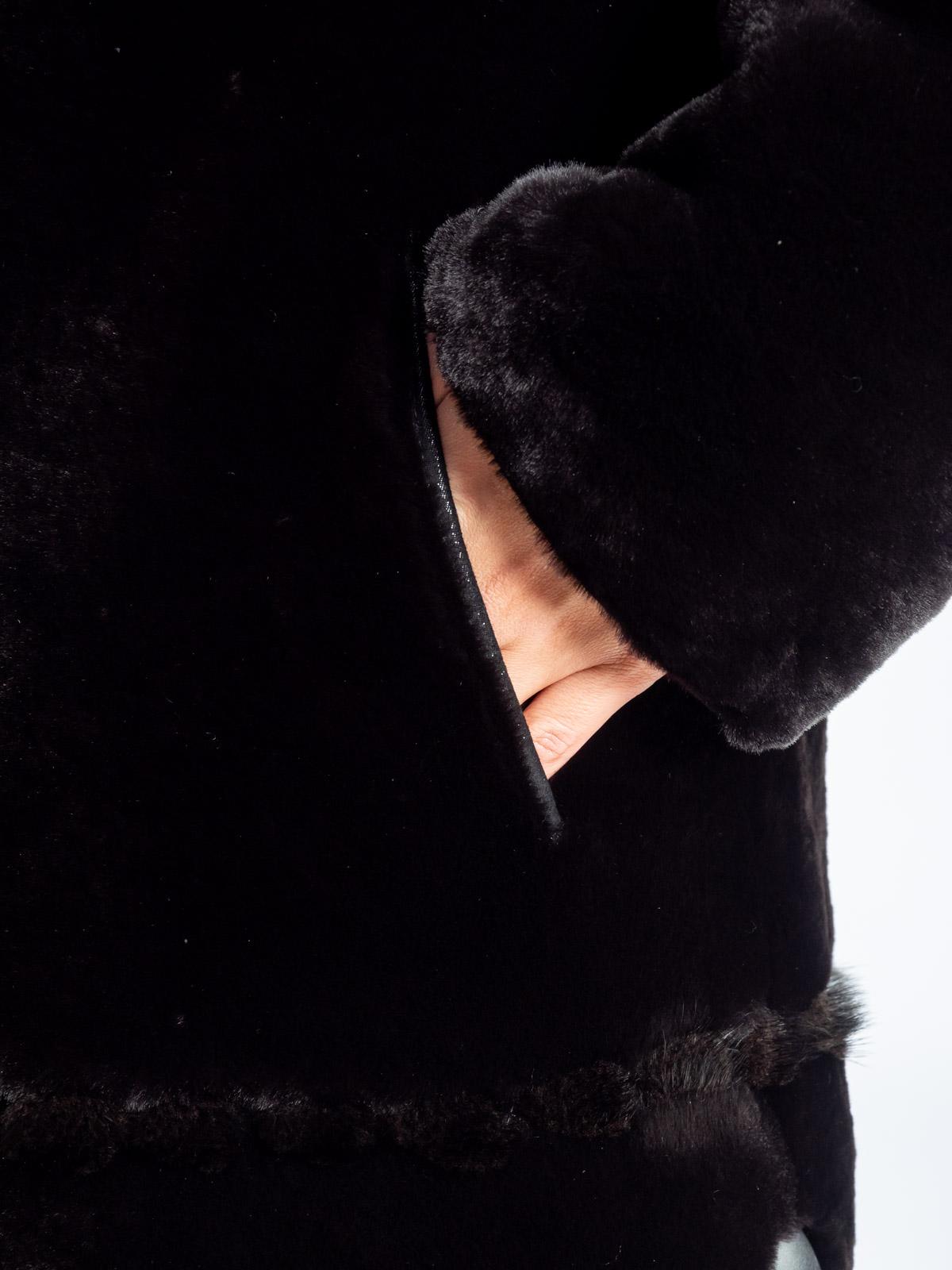 Шуба женская из меха овчины Шуба из меха овчины МиРель 502-М