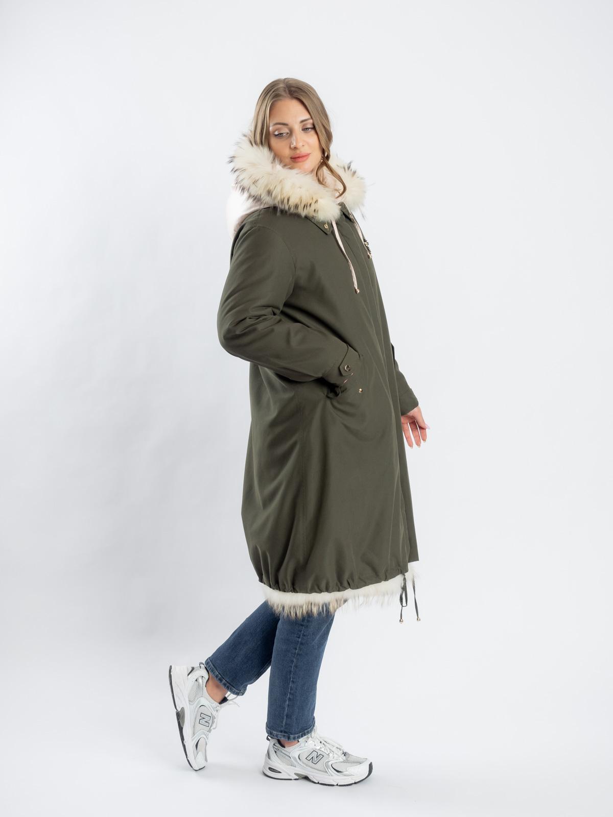 Пуховик женский Carnelli BT.018.051