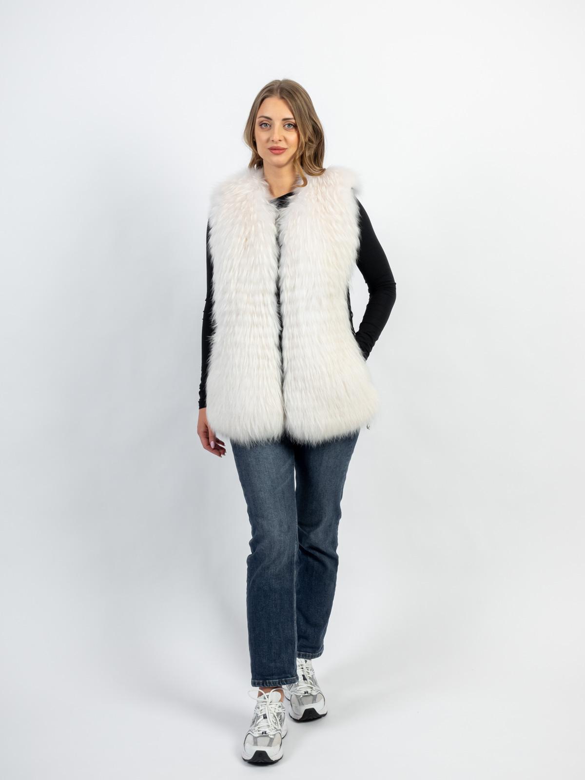Жилет женский из текстиля и меха енота Меха России 49