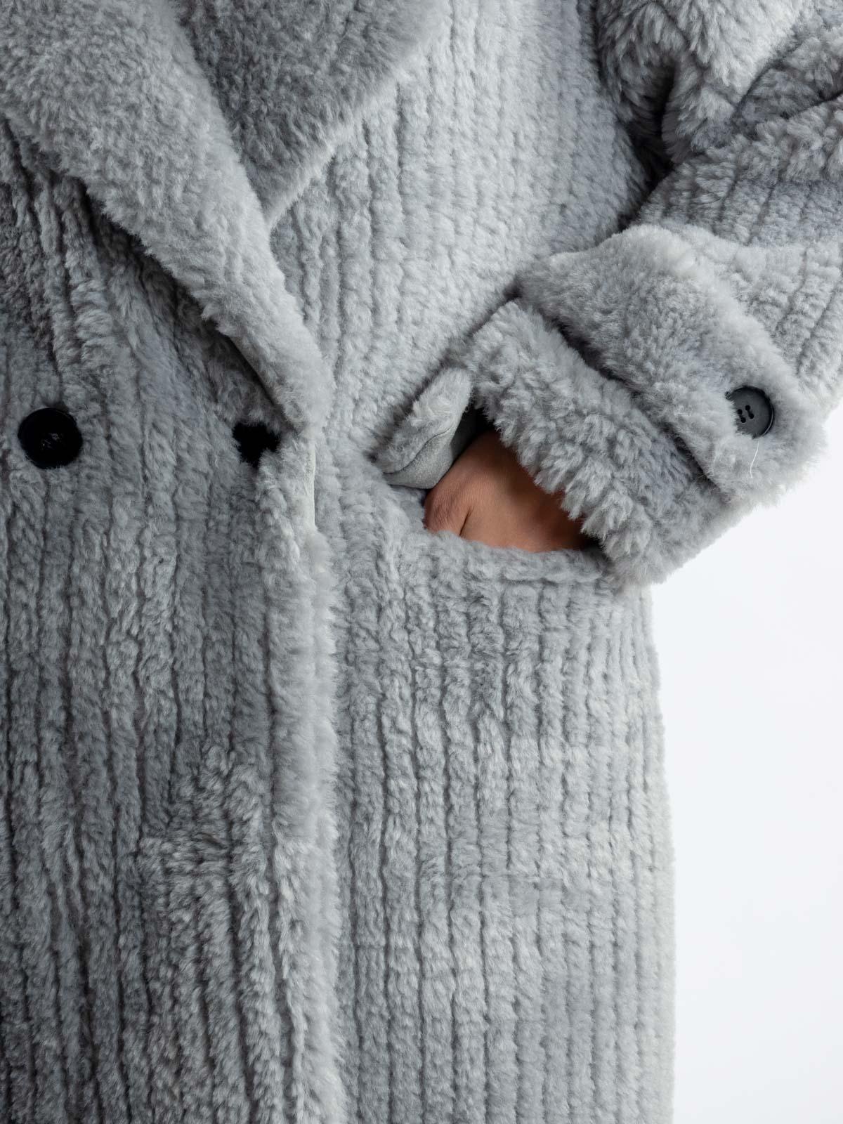 Шуба женская из эко-меха 880209