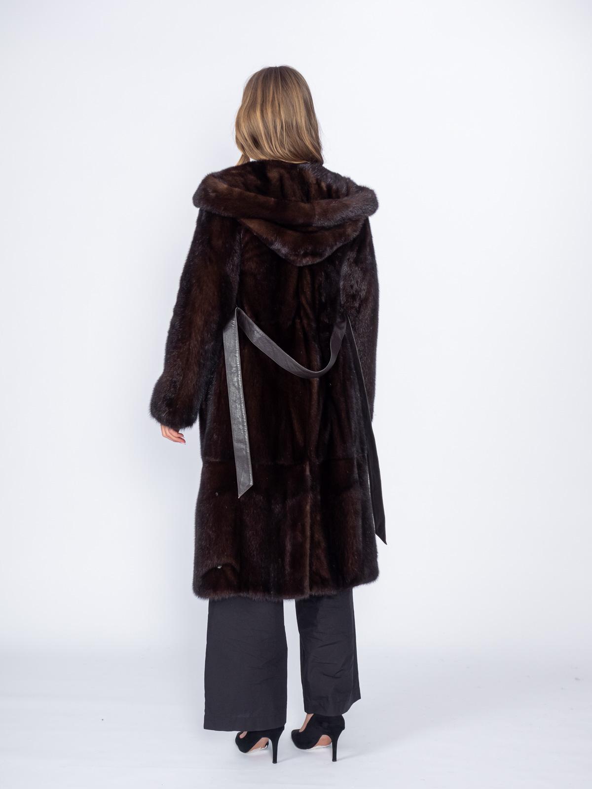 Шуба женская из меха норки Отрада 74-64