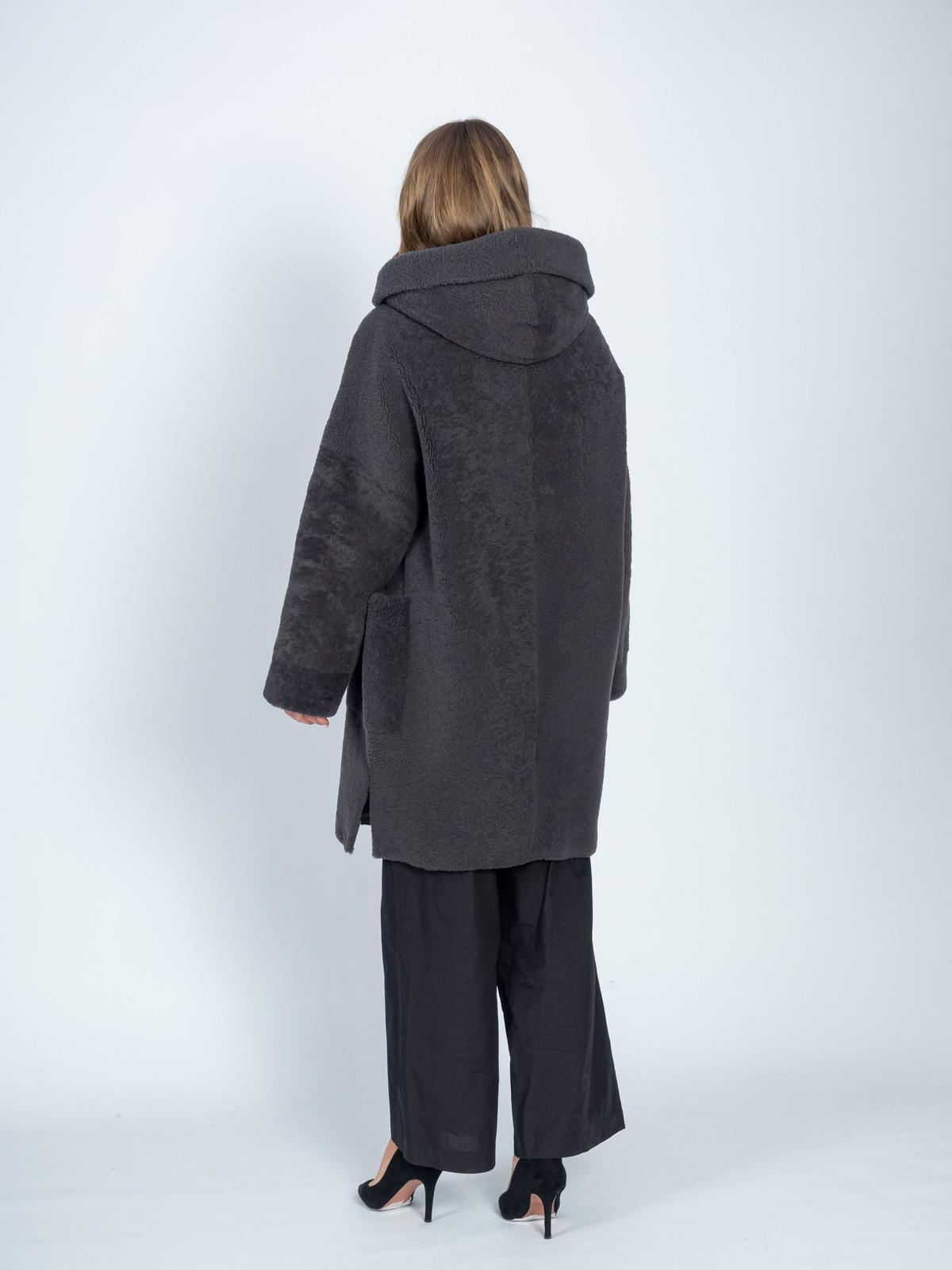 Шуба женская из меха овчины Юник КБ-1801/1