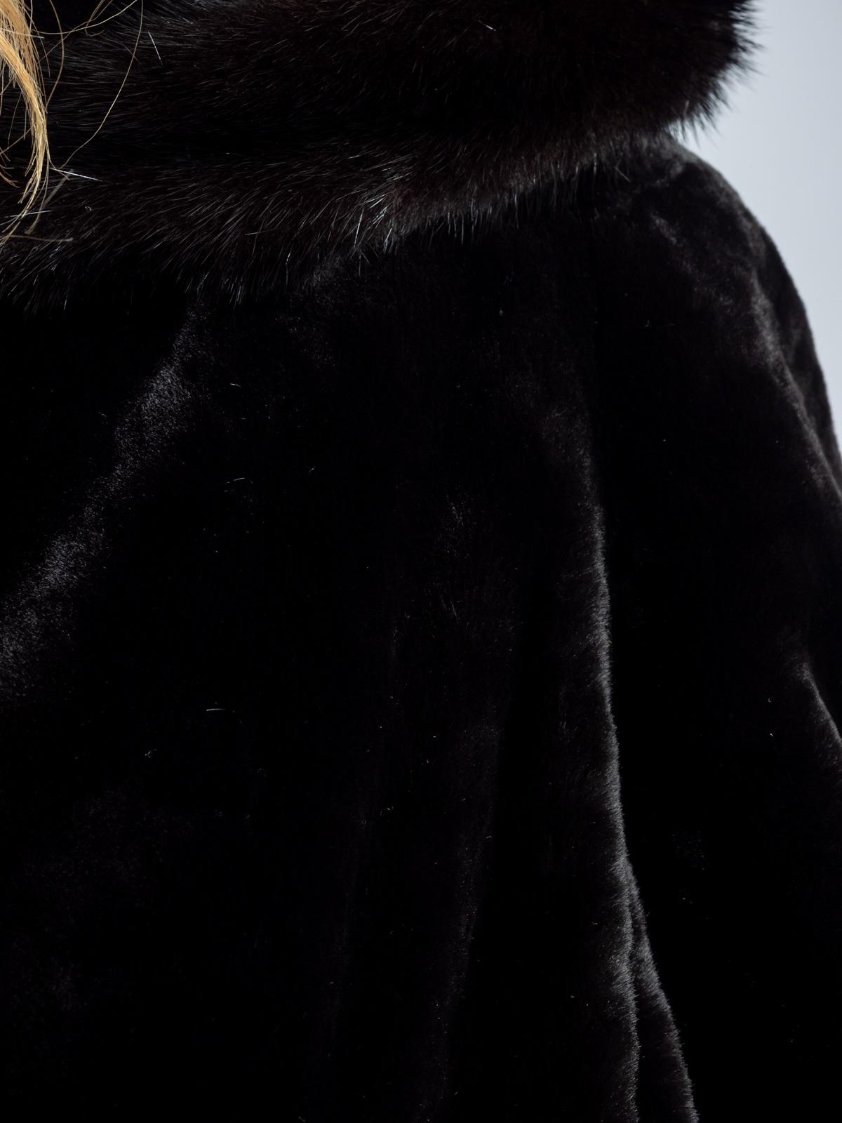 Шуба из меха овчины VERA&NIKA ШСР-6878