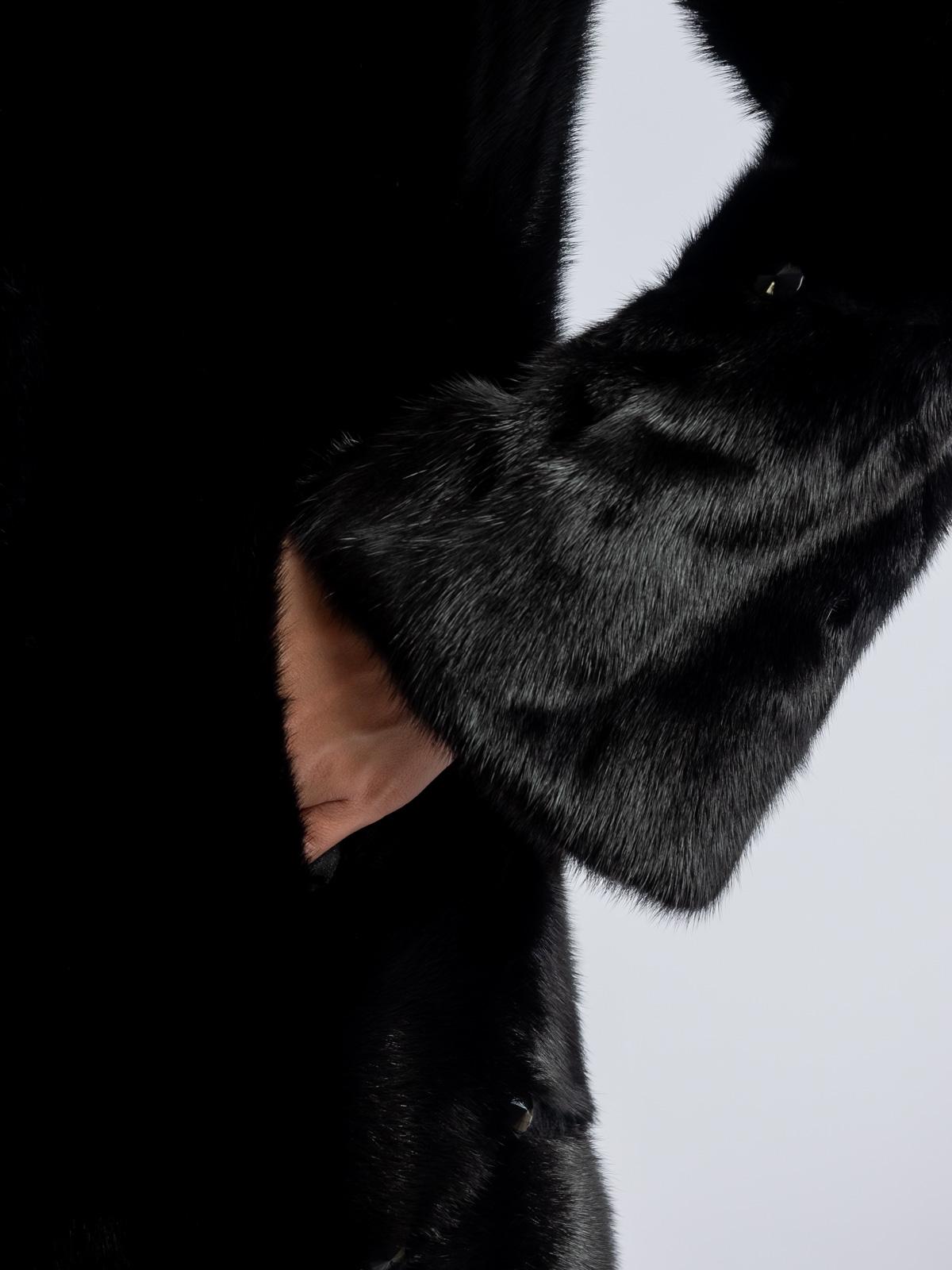 Шуба женская из меха норки Классика Гаде