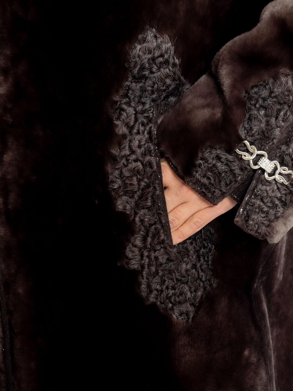 Шуба из меха овчины Арина Furs М-111