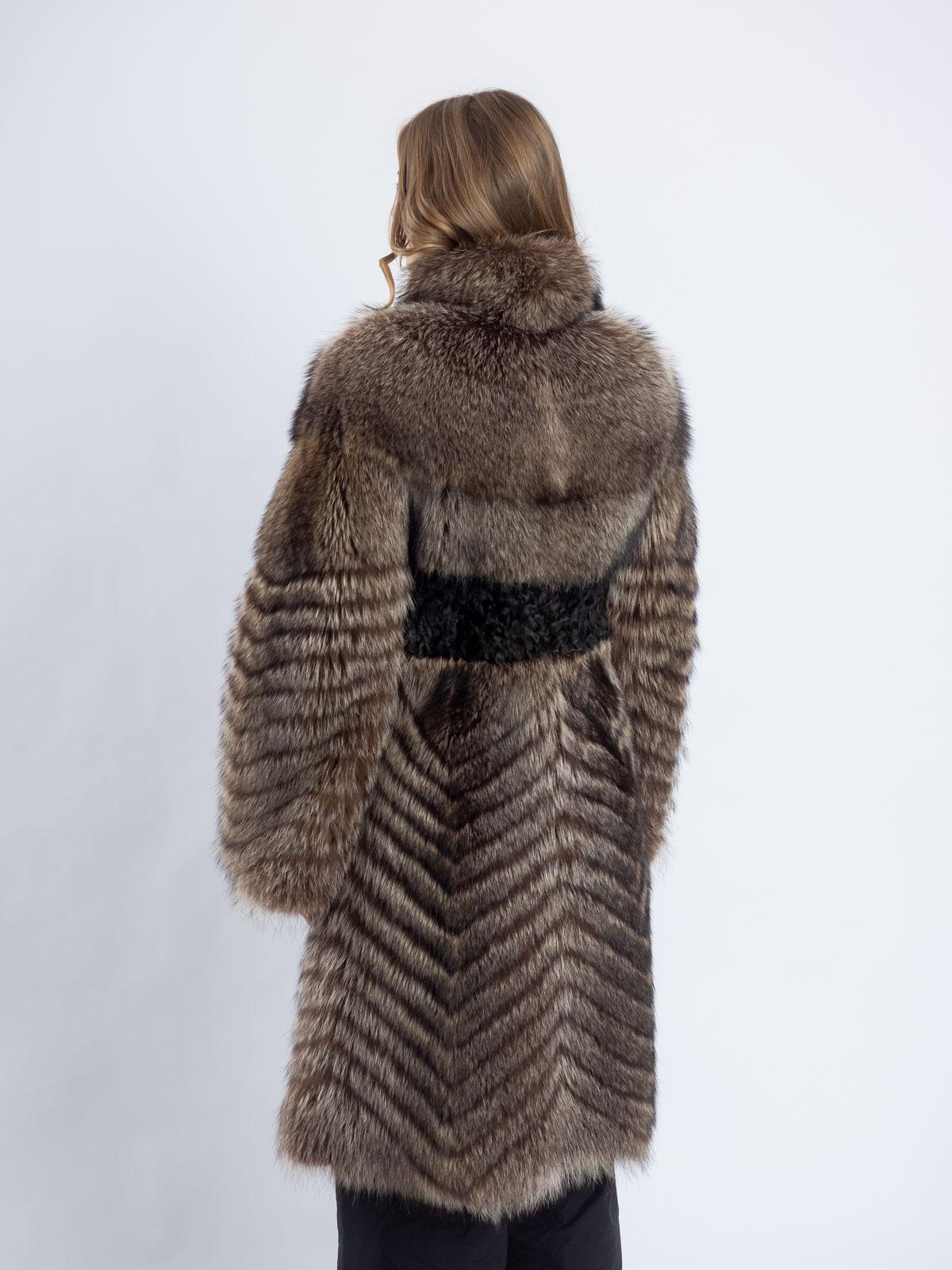 Шуба женская из меха енота Отрада 488-Д-Е