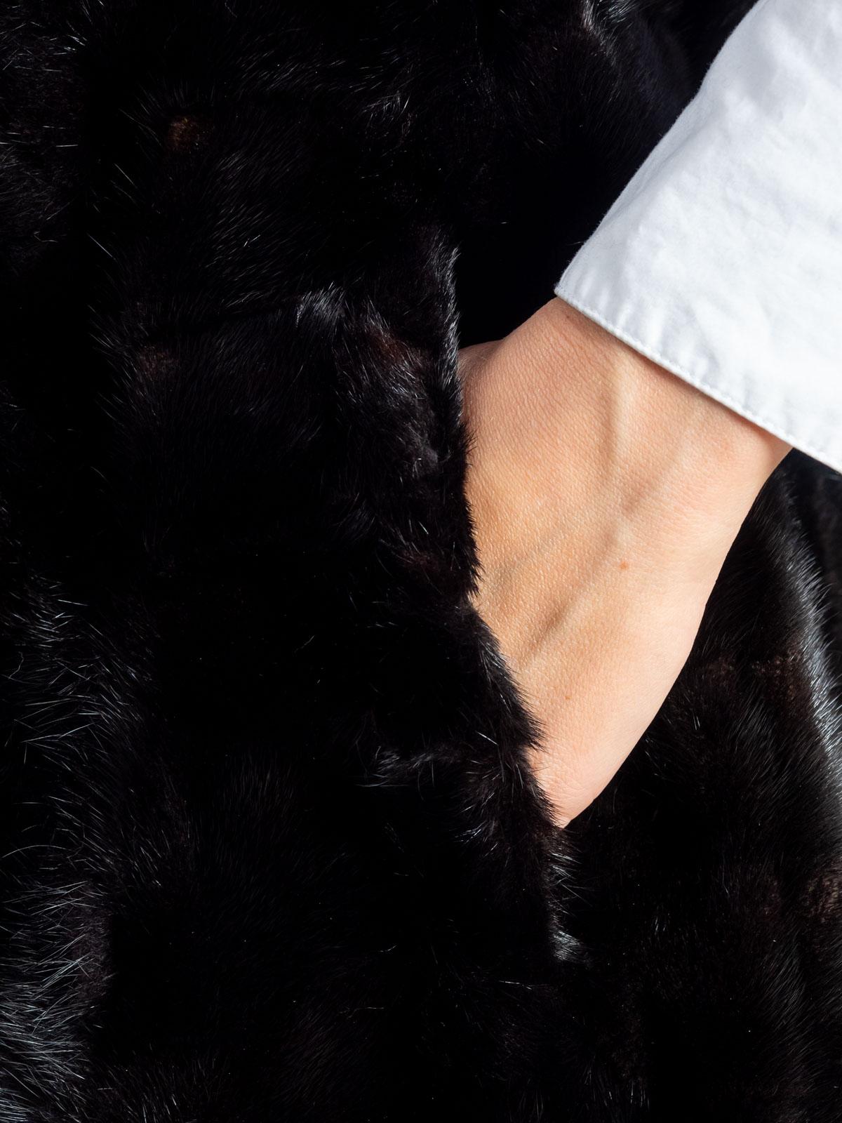 Жилет женский из меха норки Империя Меха