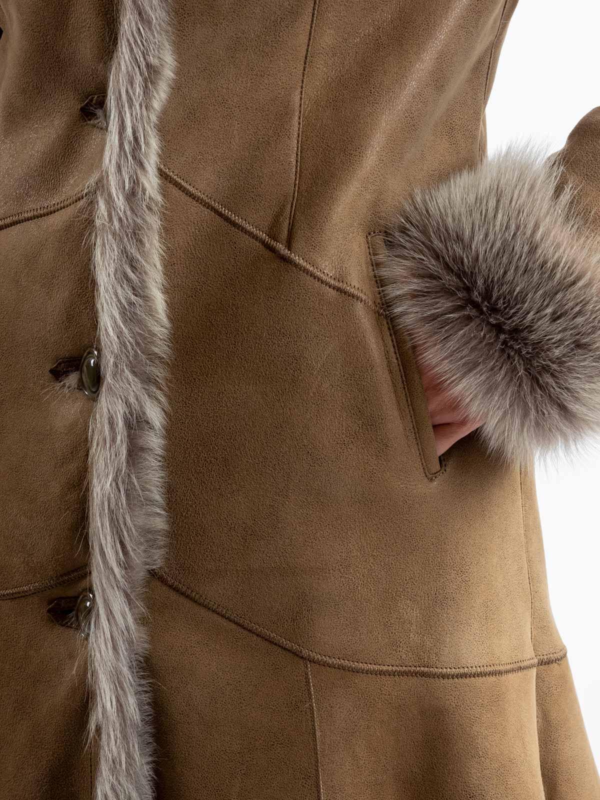 Дубленка женская из меха овчины Branco pelle S2480