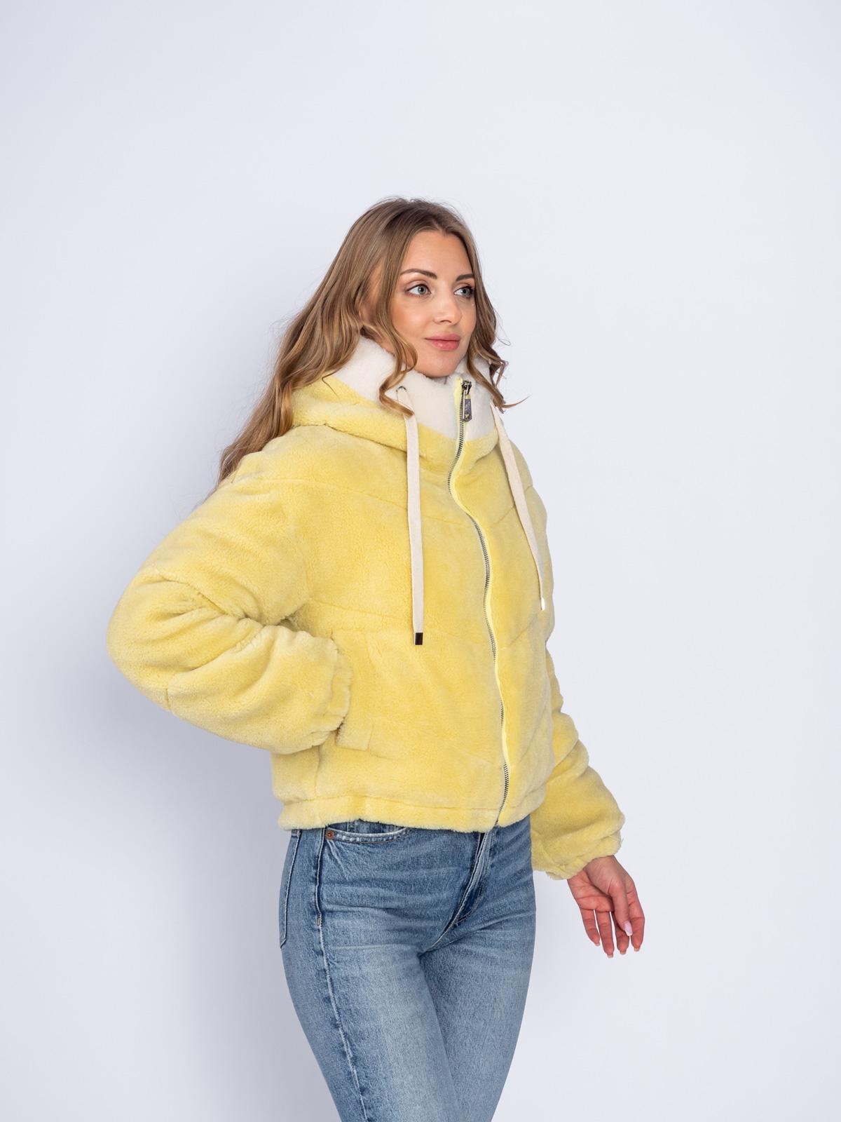 Пуховик из натуральной шерсти Adelina Fur Collection И-35