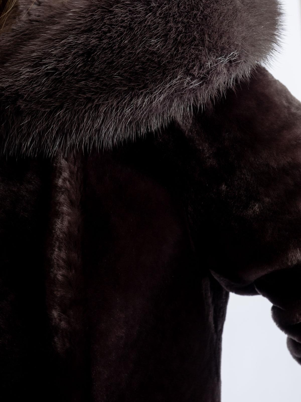 Шуба из меха овчины женская DF DANIEL FURS Д-56