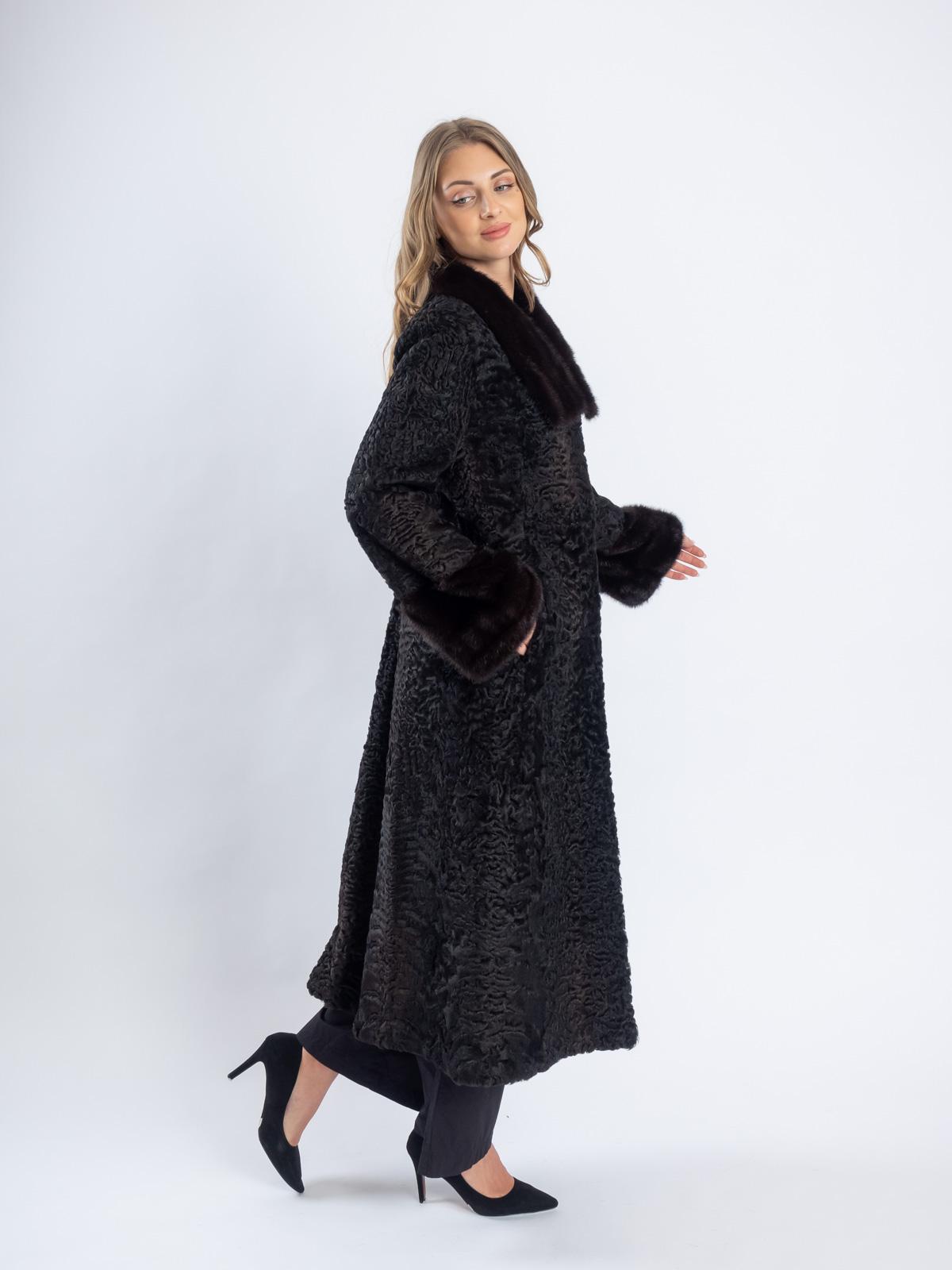 Шуба из меха каракуля Белка 4048А