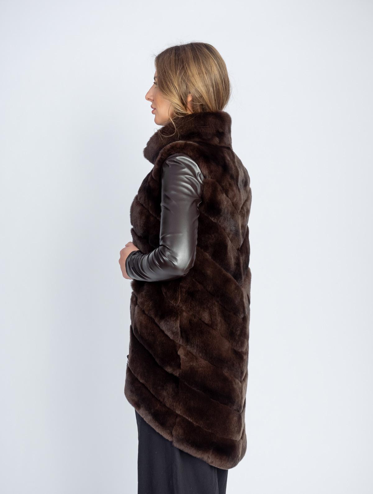 Жилет из меха кролика Меха России 574