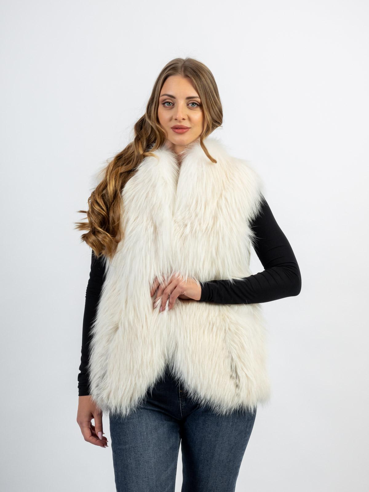 Жилет женский из искусственного меха и меха енота Меха России 291