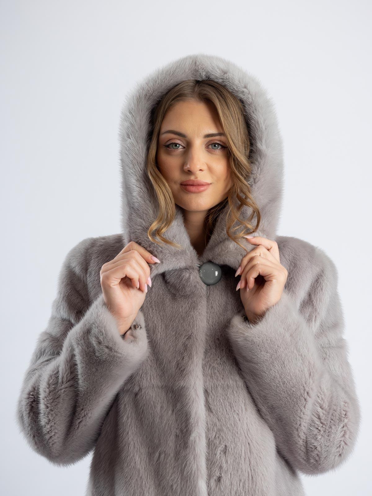 Шуба женскаяиз меха норки Прямая пластины Клс