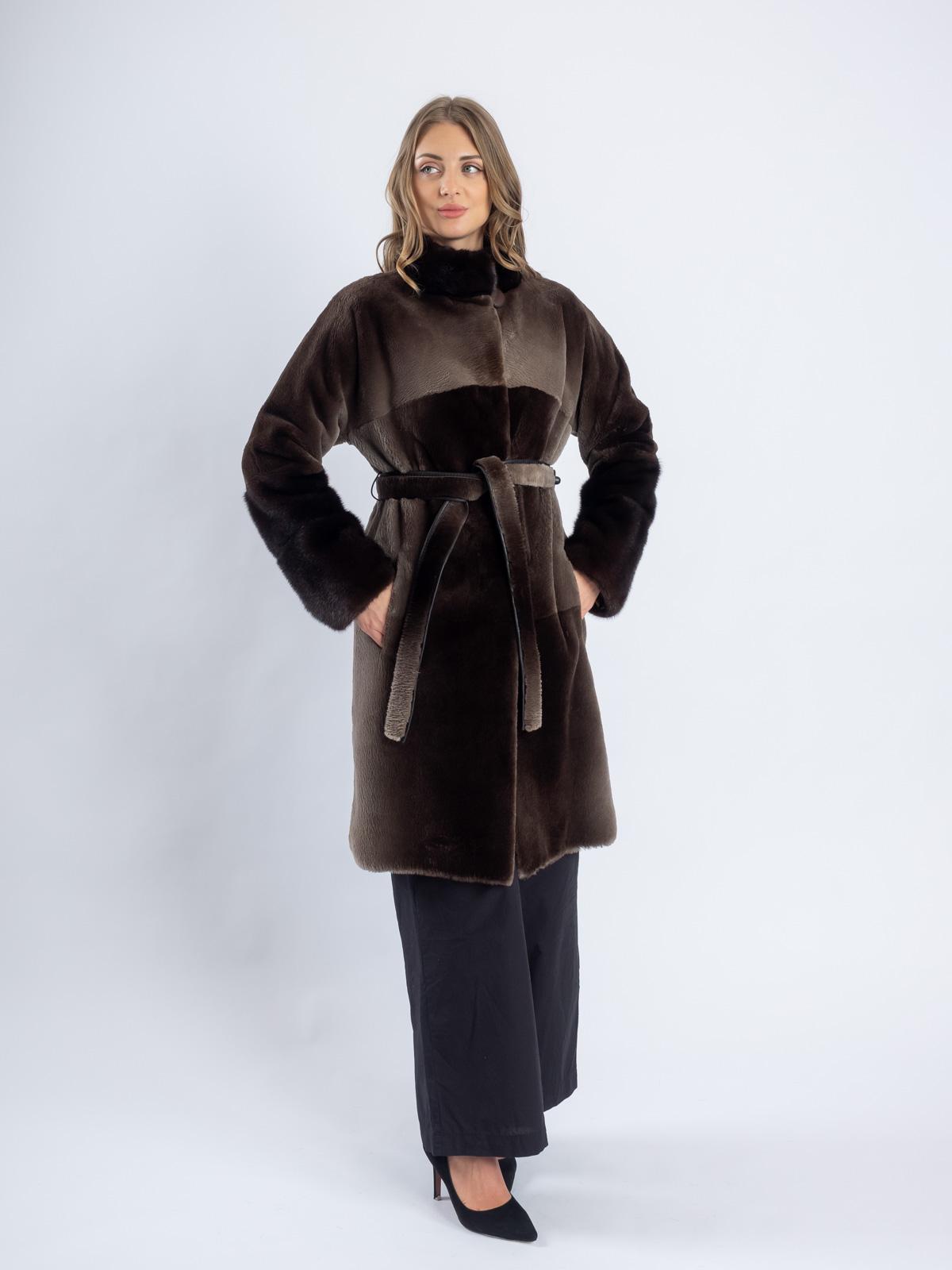 Шуба женская из меха бобра Меховая Мода 533