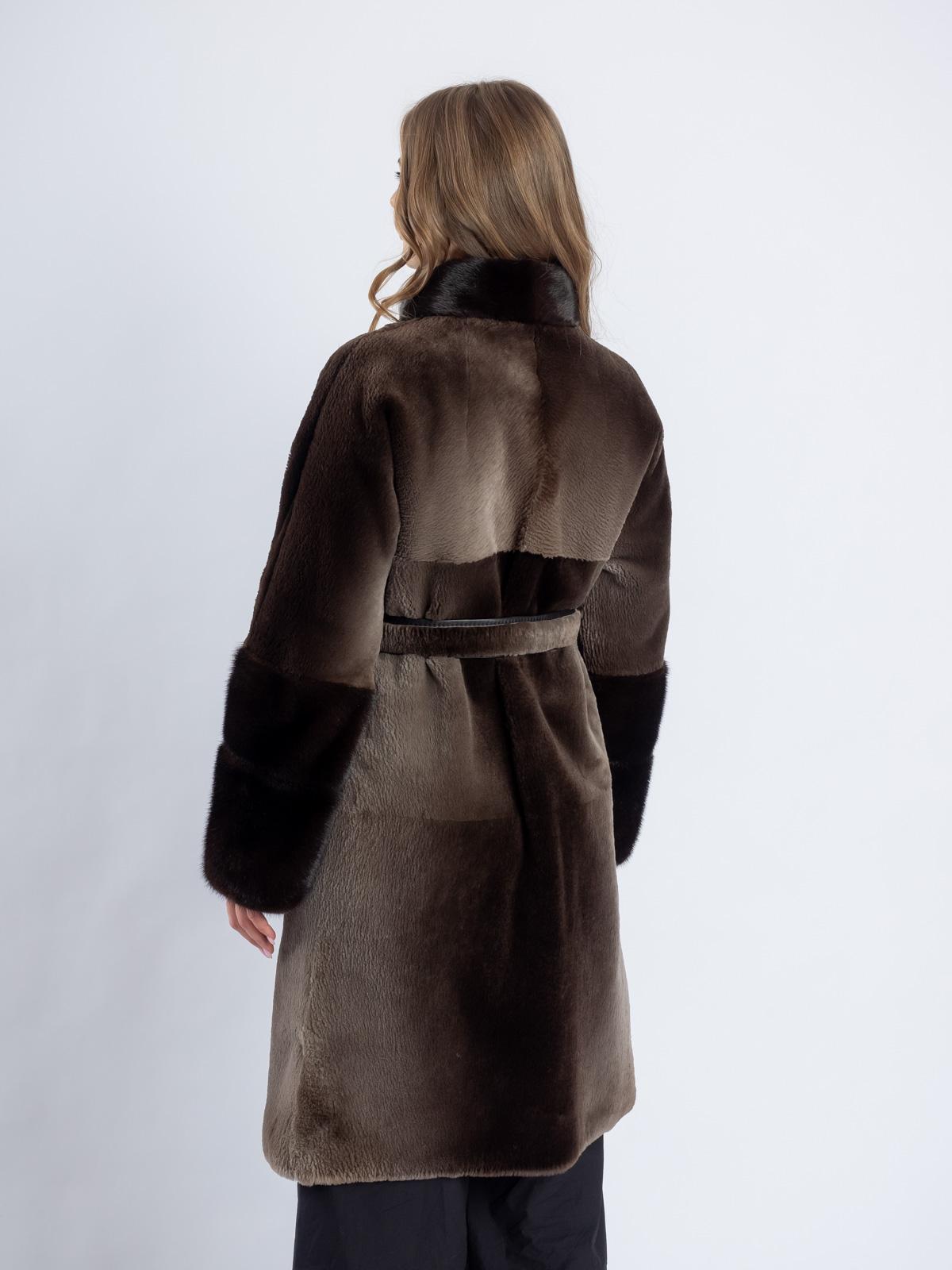 Шуба женская из меха бобра Меховая Мода 533