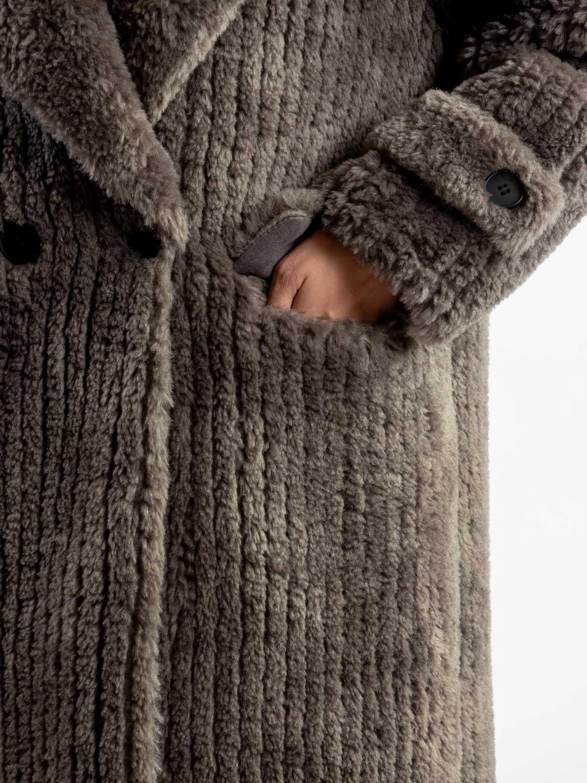 Шуба женская из эко-меха 880209