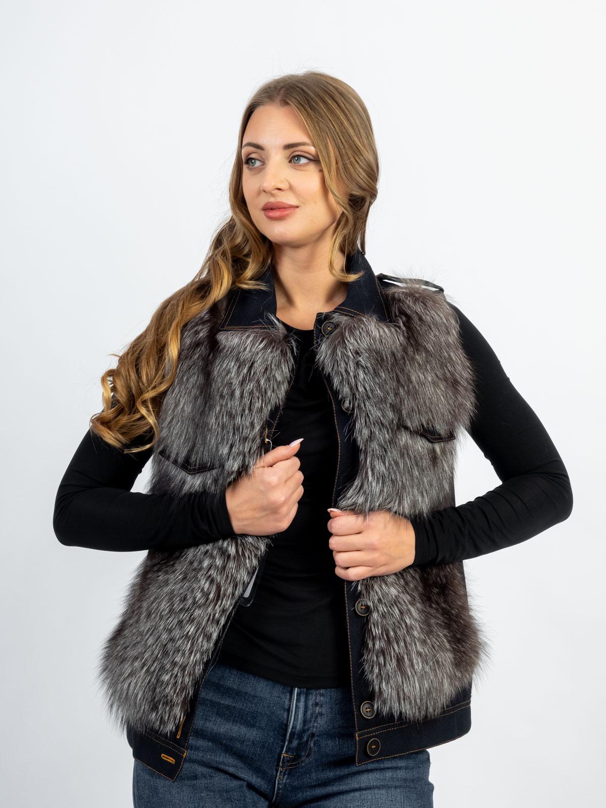 Жилет женский из текстиля и меха лисицы 