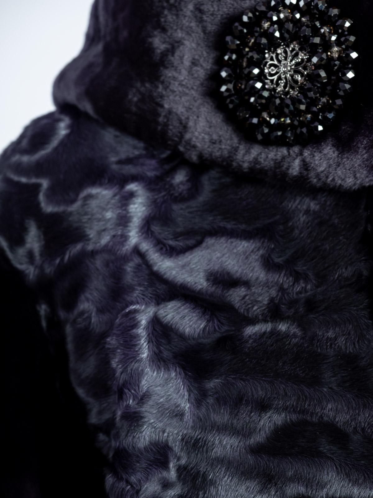 Шуба из меха овчины SOFIA 2105