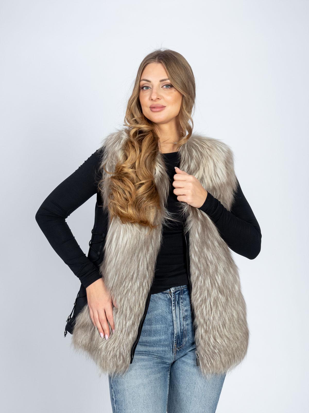 Жилет женский из текстиля и меха лисицы Меха России 49