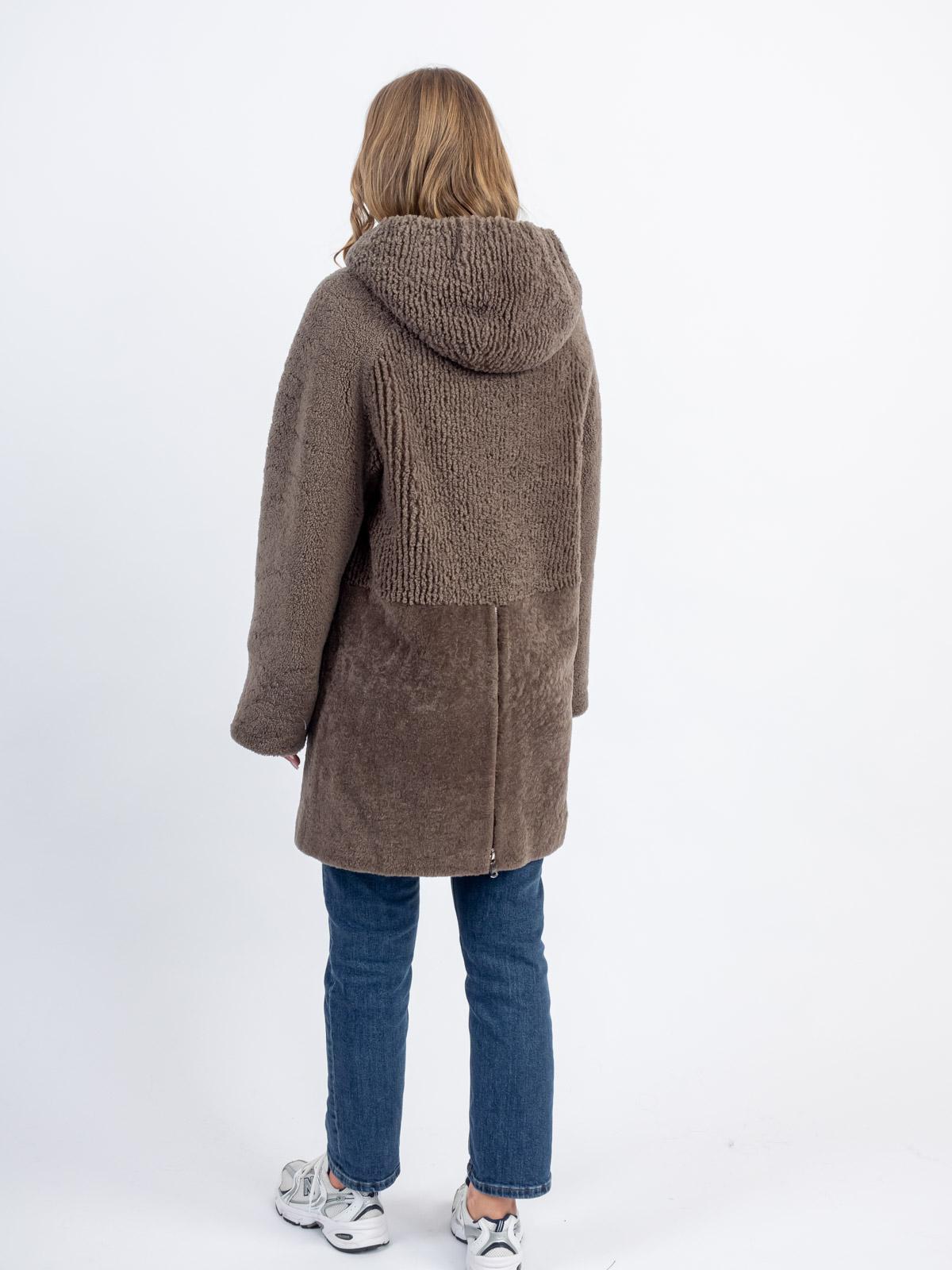 Шуба женская из меха овчины FAVORIT T-2305