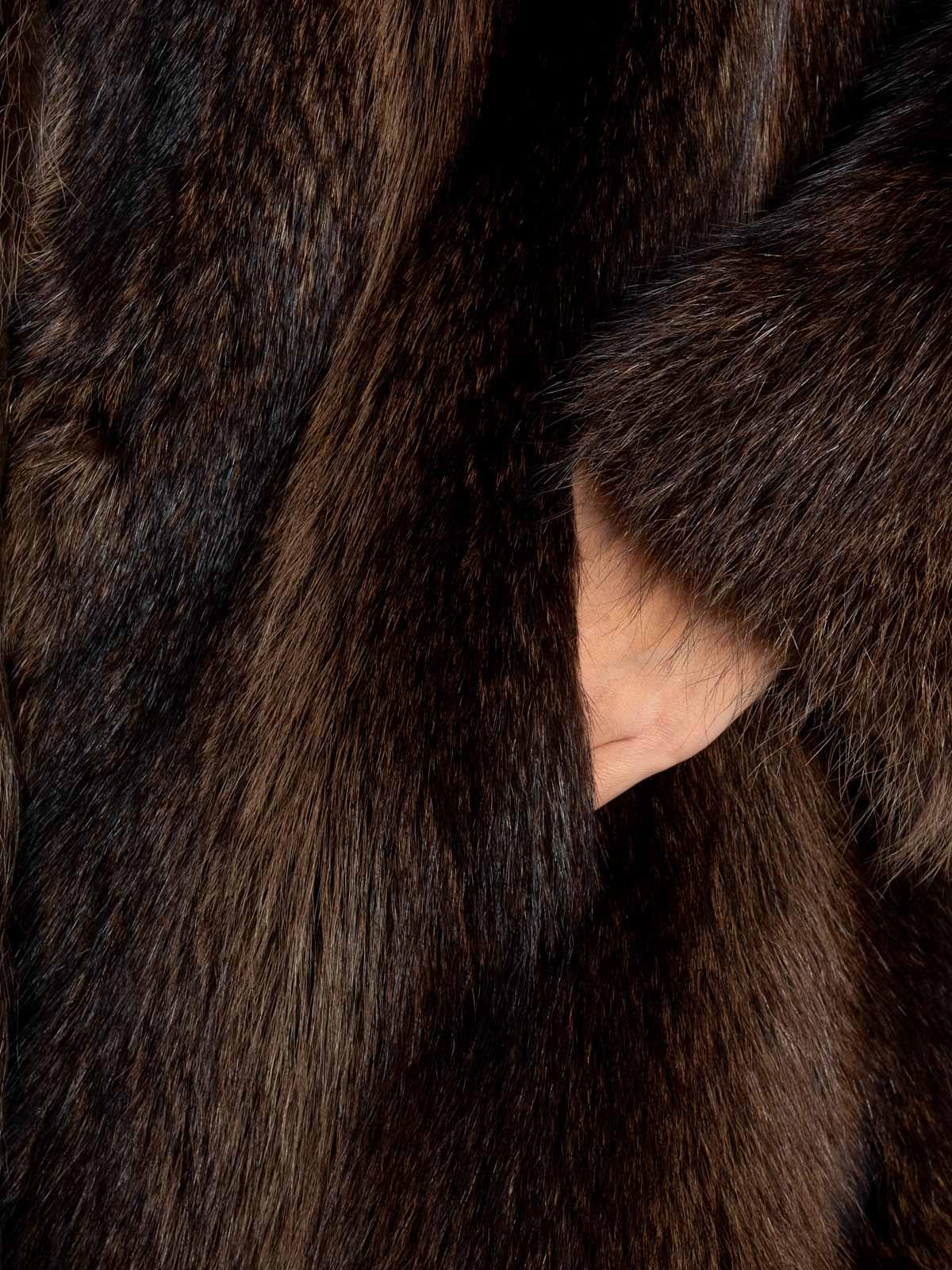 Шуба из меха енота Меха России 288-к