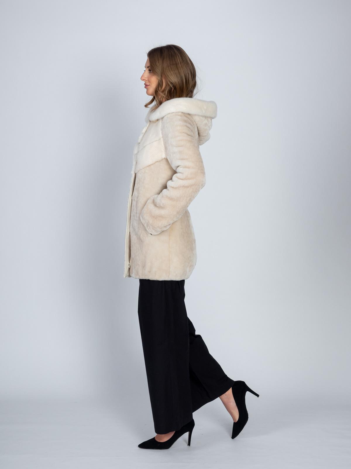 Шуба женская из меха овчины МиРель М-503