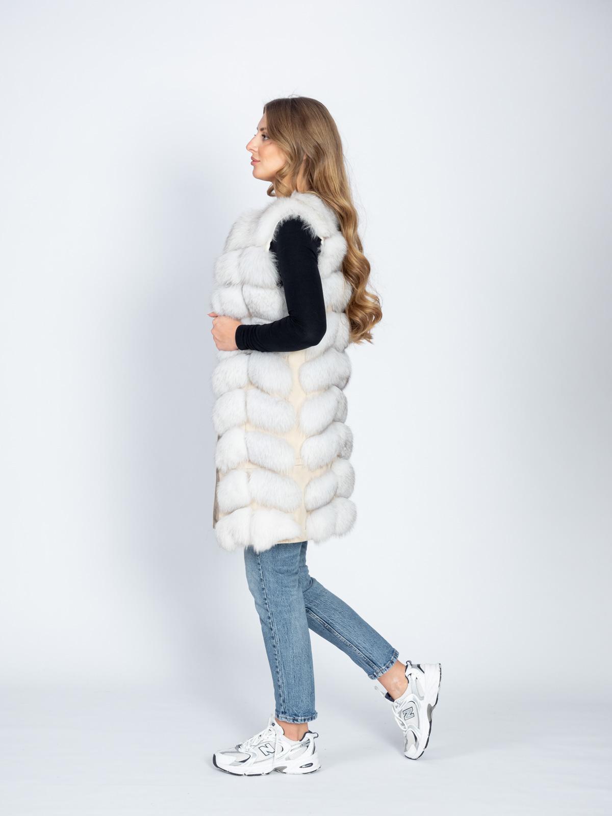 Жилет женский из меха песца Империя Меха 01-08-02